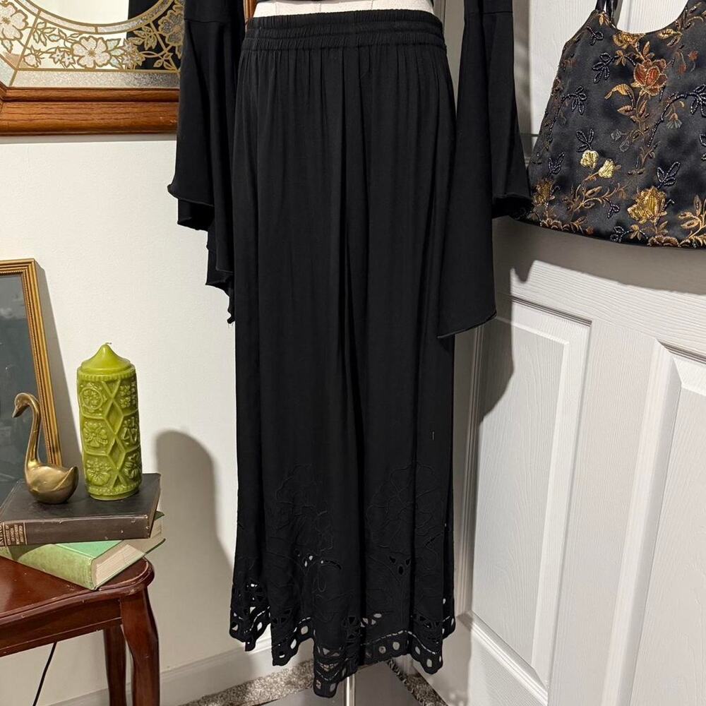 VTG Y2K Jane Ashley Black Floral Medallion Embroidered Scalloped Hem Maxi Skirt